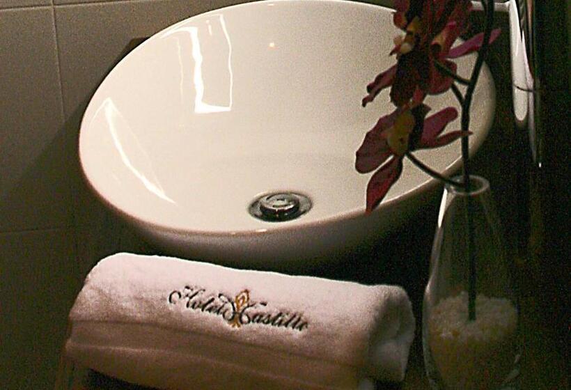 غرفة أساسية, Castillo De Alquézar