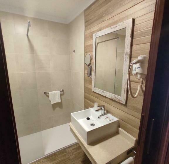 غرفة قياسية, Ciudad De Jódar