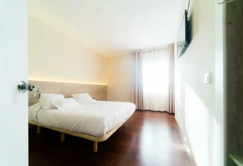 スタンダードルーム, El Pi De Sant Just   Habitacions I Apartaments