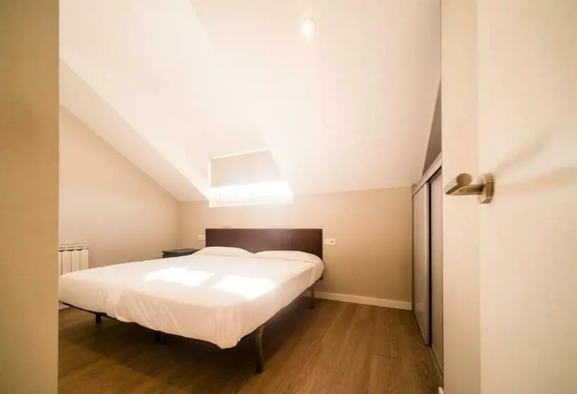 １ベッドルームアパートメント, El Pi De Sant Just   Habitacions I Apartaments