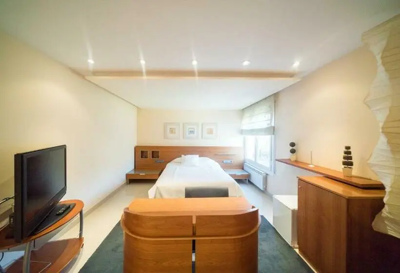 スイート, El Pi De Sant Just   Habitacions I Apartaments