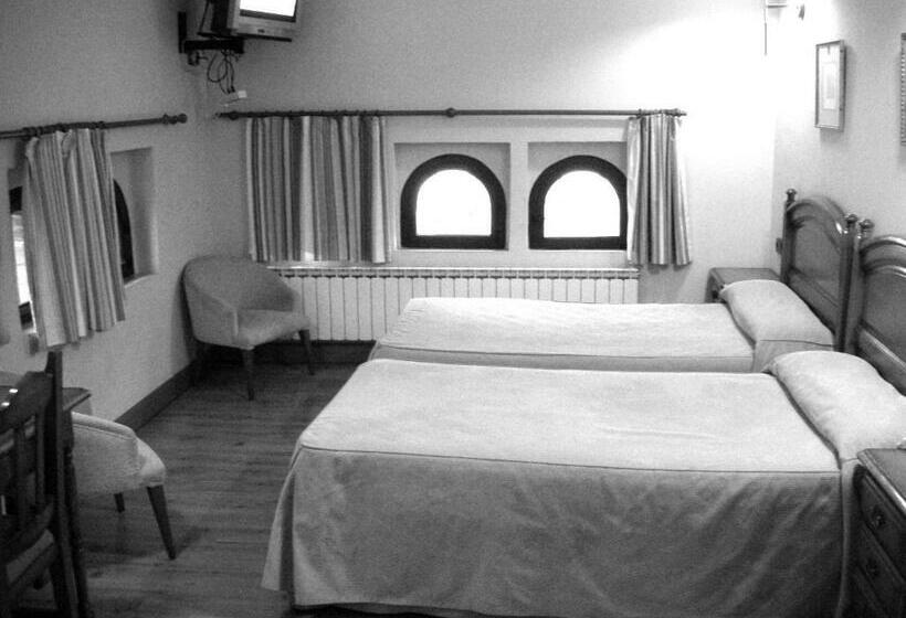 חדר סטנדרט, Mauleon