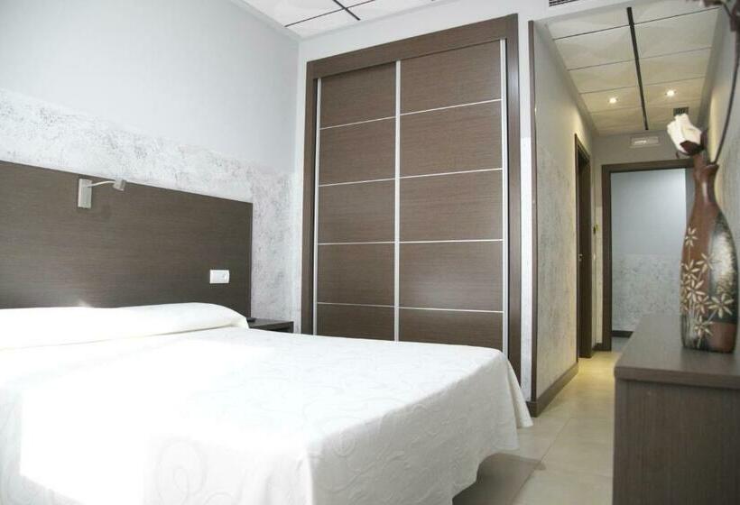 اتاق استاندارد, Nuñez Tomelloso