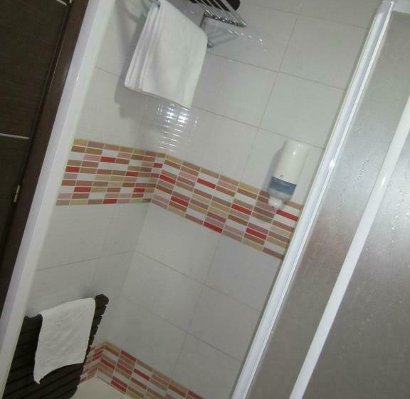 اتاق استاندارد, Nuñez Tomelloso