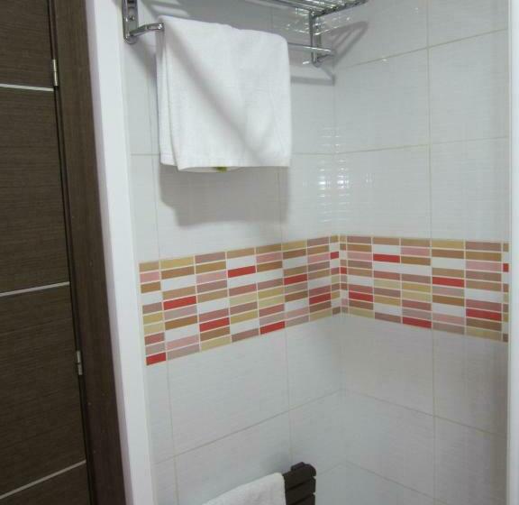 اتاق استاندارد, Nuñez Tomelloso