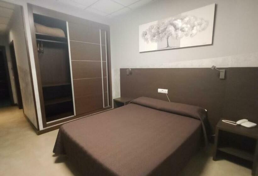 اتاق استاندارد, Nuñez Tomelloso