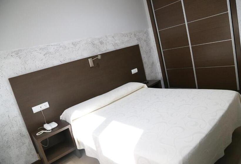 اتاق استاندارد, Nuñez Tomelloso