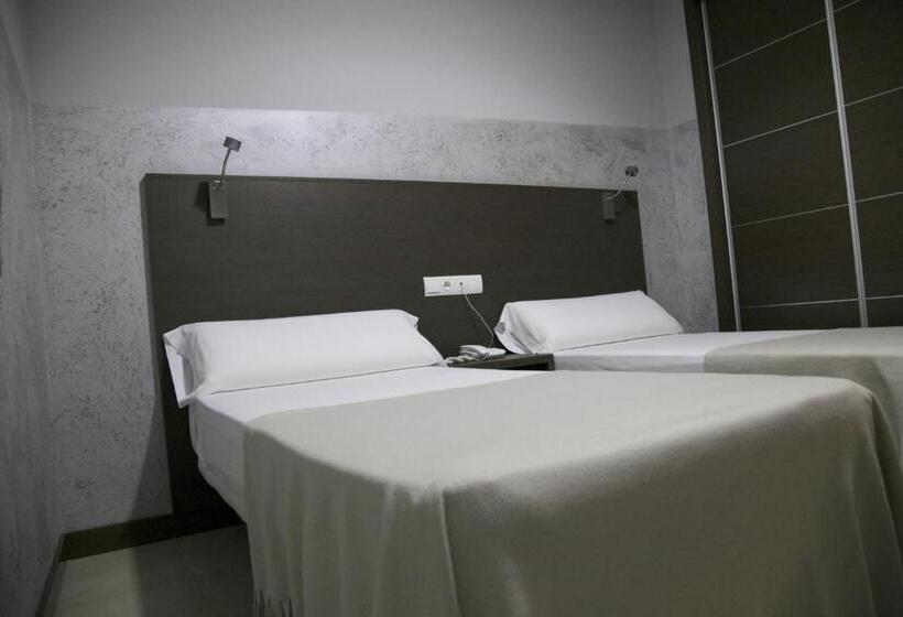 اتاق استاندارد, Nuñez Tomelloso