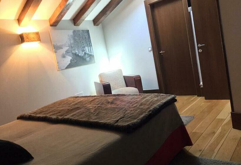 חדר סטנדרט, Posada Real Torre Berrueza