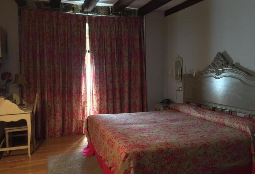 חדר סטנדרט, Posada Real Torre Berrueza