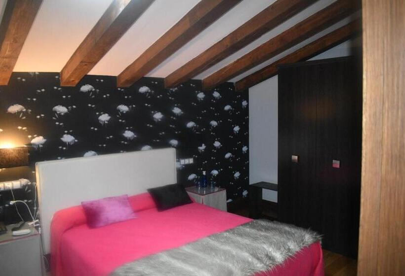 חדר סטנדרט יחיד, Posada Real Torre Berrueza