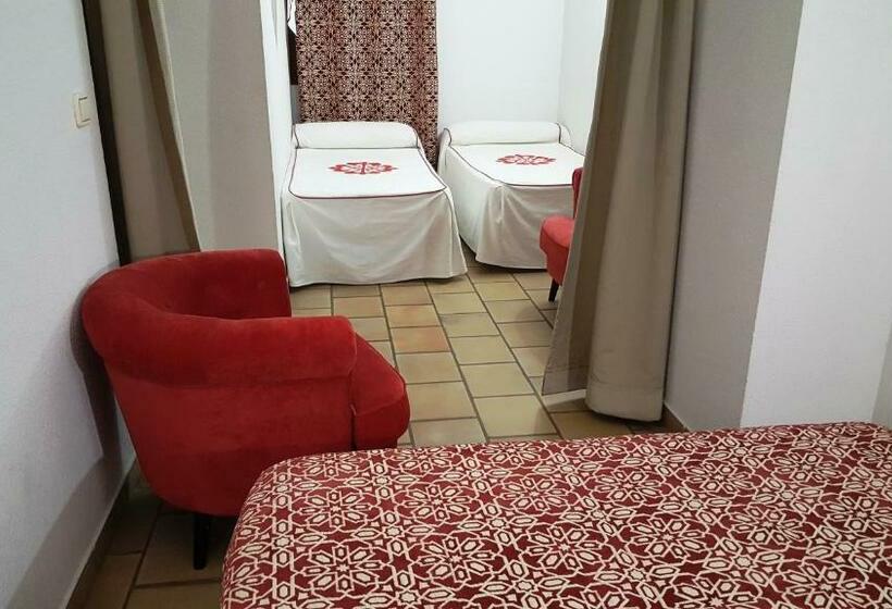 غرفة قياسية رباعية, Rural Hospedería De Los Calatravos