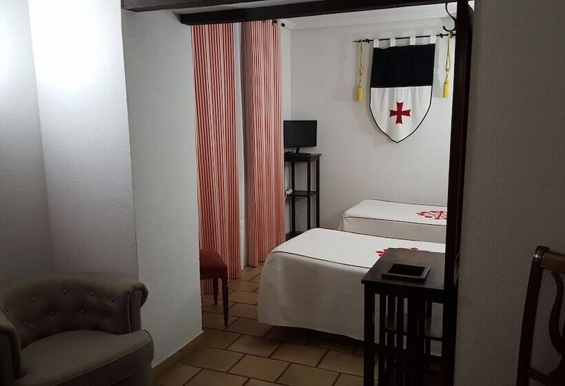 غرفة قياسية ثلاثية, Rural Hospedería De Los Calatravos