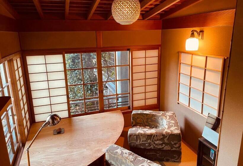 סוויטת סופריור, Sekitei