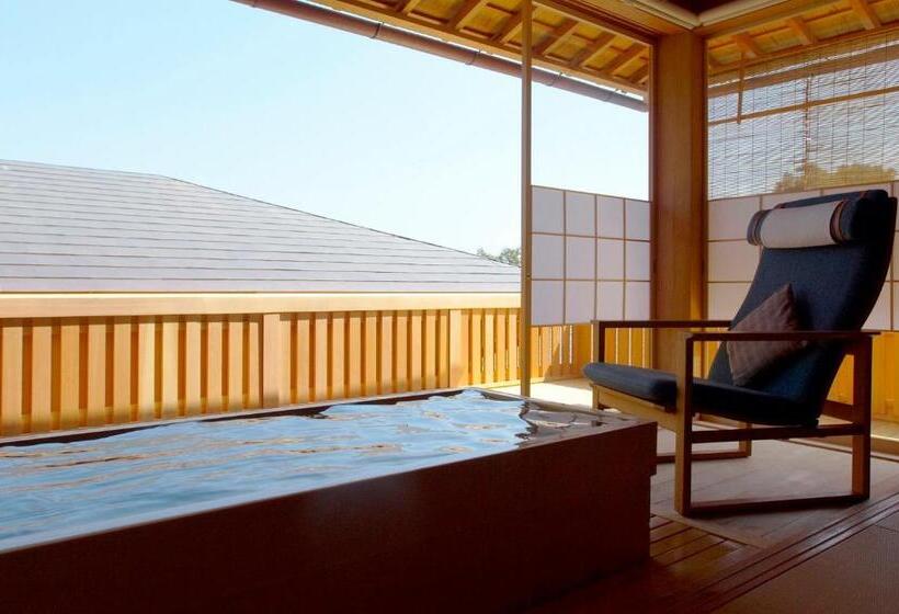 סוויטה דלוקס, Sekitei