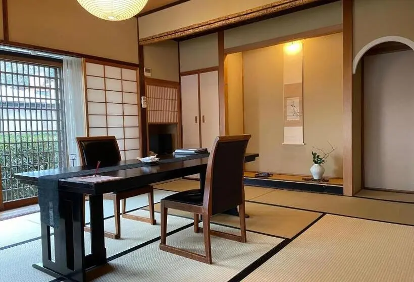エクゼクティブスイート, Sekitei