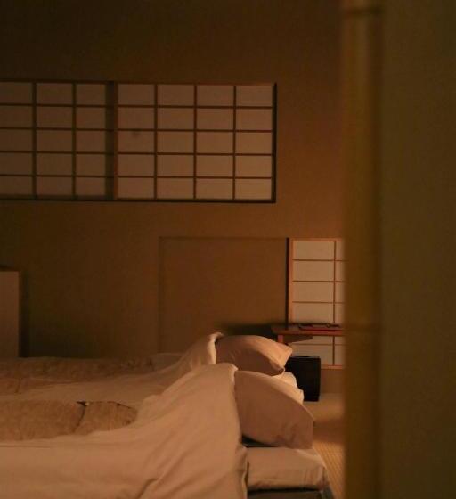 סוויטה אקזקיוטיב, Sekitei