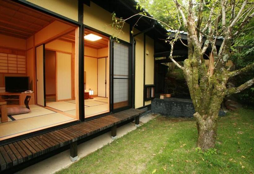 חדר סטנדרט, Yamashinobu