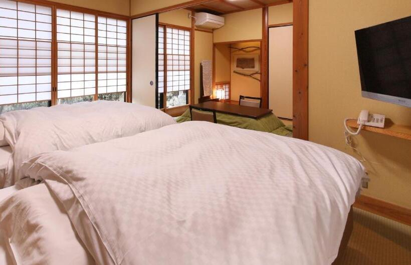 חדר סטנדרט, Yamashinobu