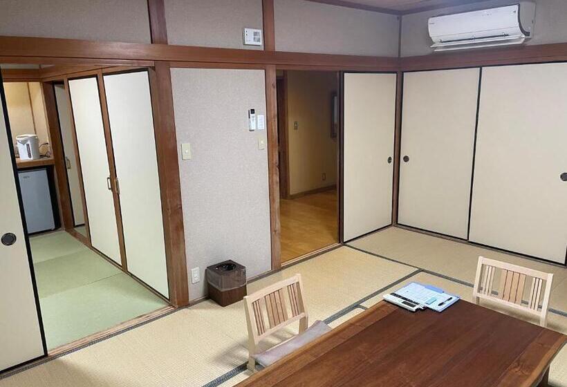 חדר סטנדרט, Yamashinobu