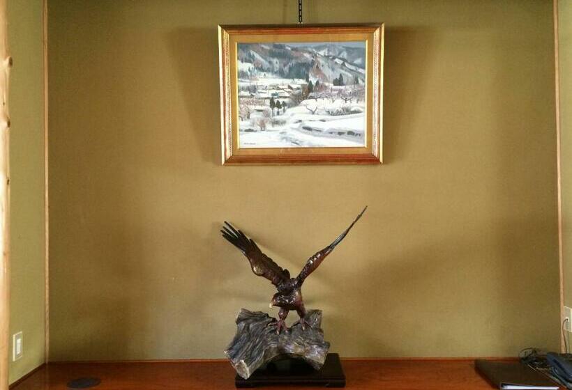 Номер Стандарт Четырехместный Совместный Санузел, Yudanaka Onsen Yamazakiya