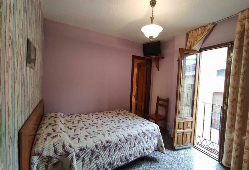 스탠다드 싱글 룸, Hostal Plaza