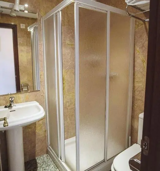 スタンダードシングルルーム, Hostal Plaza
