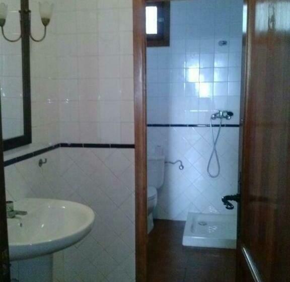 ルームシェアのワンベッド, Albergue Rural De Fuente Agria