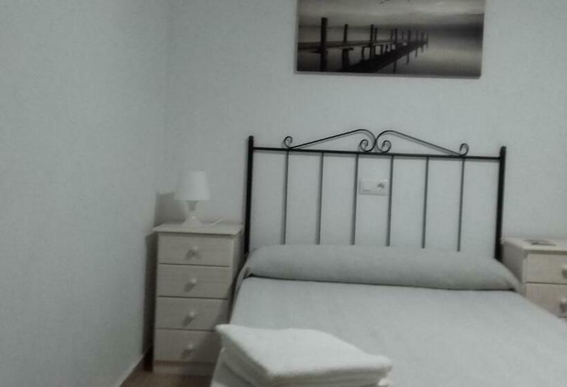 标准间, La Llar De Laura