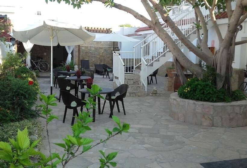 标准间, La Llar De Laura