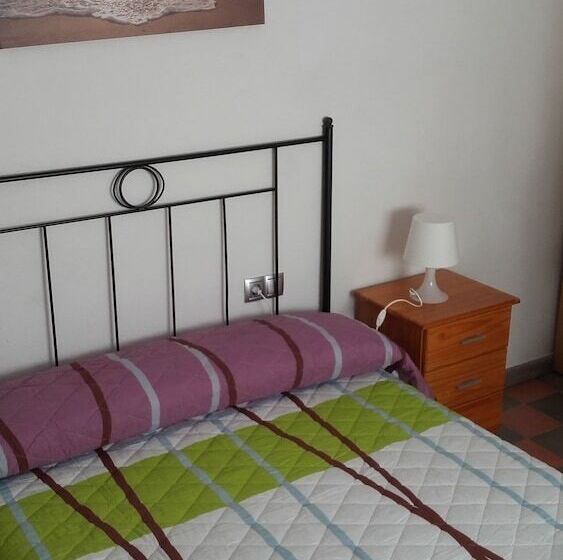 标准间, La Llar De Laura