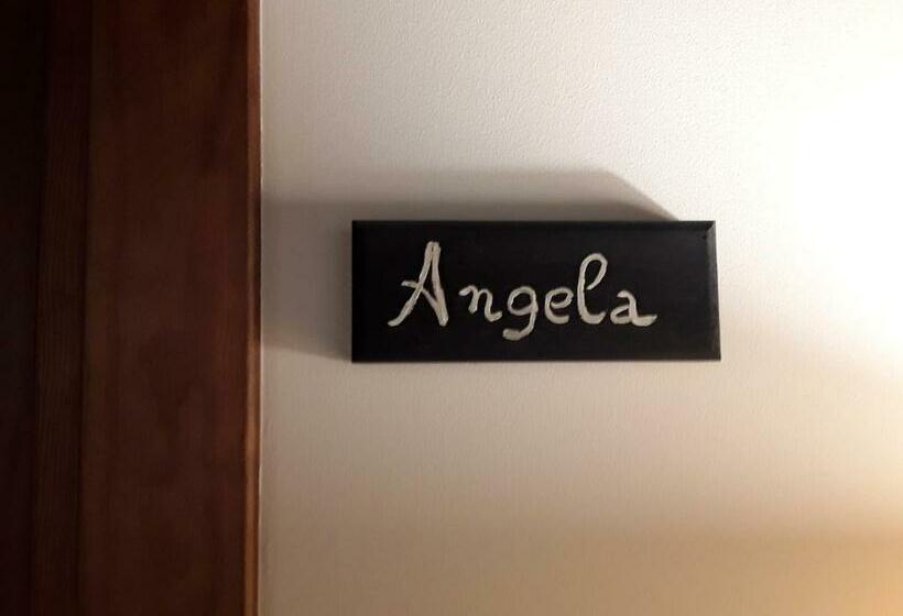 Номер Стандарт, Olagaraia - Adults Only