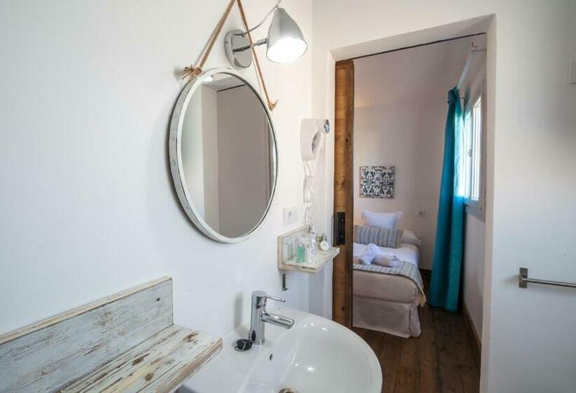 Bungalow Standard, Wawa Tarifa