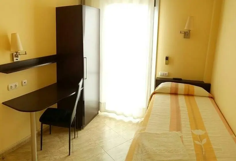 スタンダードシングルルーム, Hostal Sant Sadurní