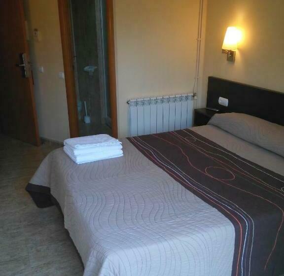 Номер Стандарт, Hostal Sant Sadurní