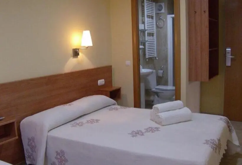 スタンダードルーム, Hostal Sant Sadurní