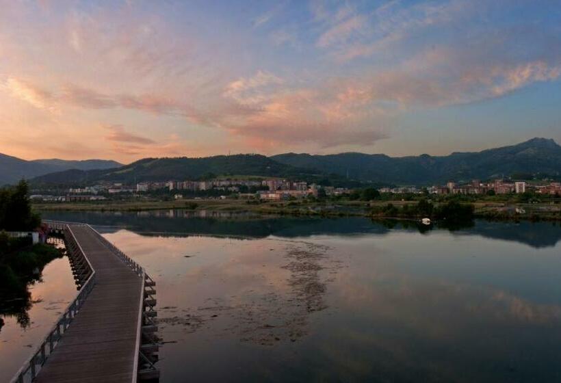 חדר סטנדרט, Aitana