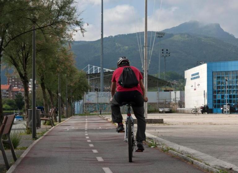 חדר סטנדרט, Aitana