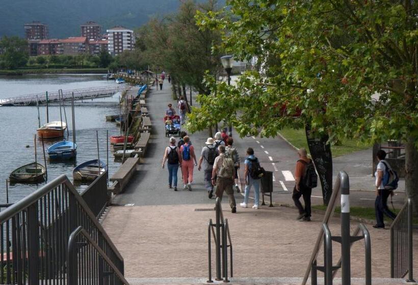 חדר סטנדרט, Aitana