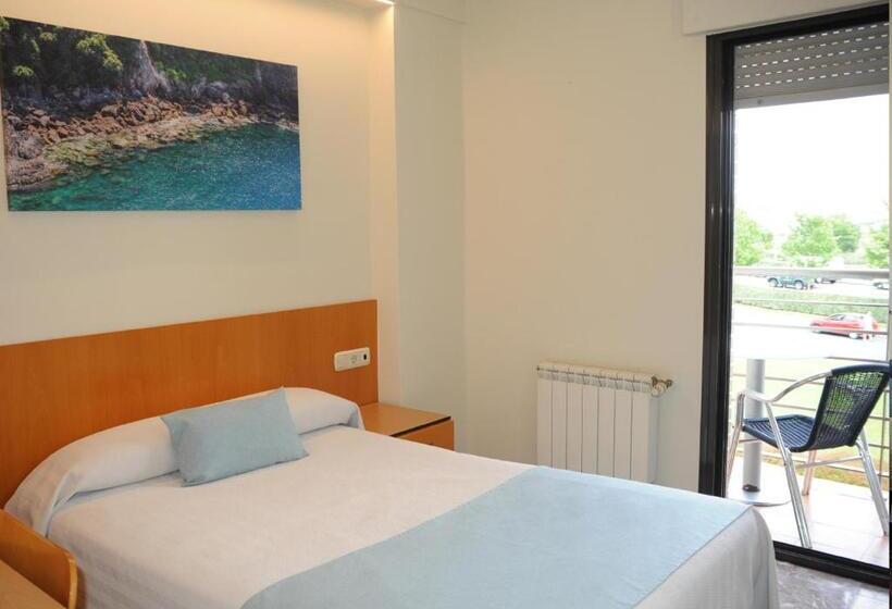 اتاق استاندارد یک نفره, Aitana