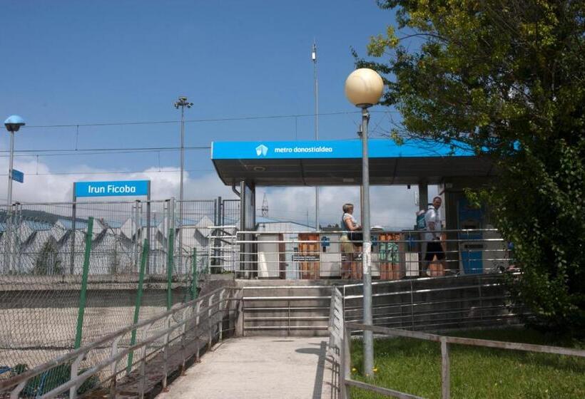 חדר סטנדרט, Aitana