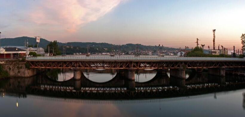 חדר סטנדרט, Aitana