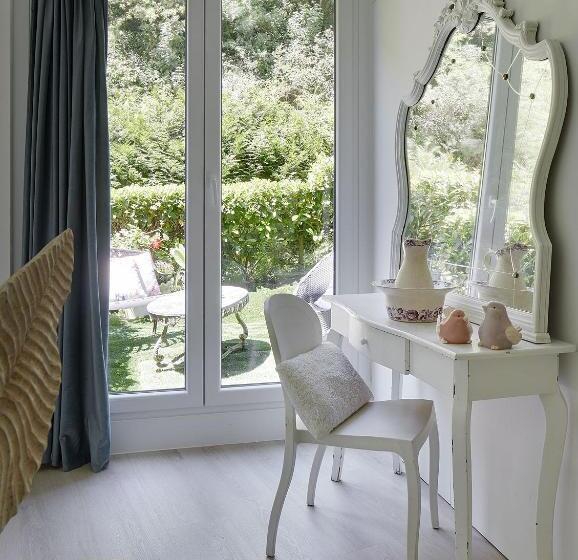 4인용 스탠다드 룸, Boutique Txanka Erreka Parking Incluido