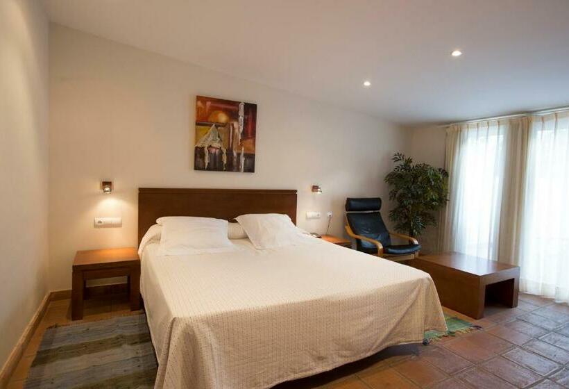 스탠다드 룸, Cal Naudi