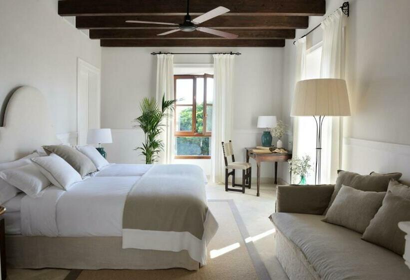 اتاق لوکس, Cal Reiet Holistic Retreat