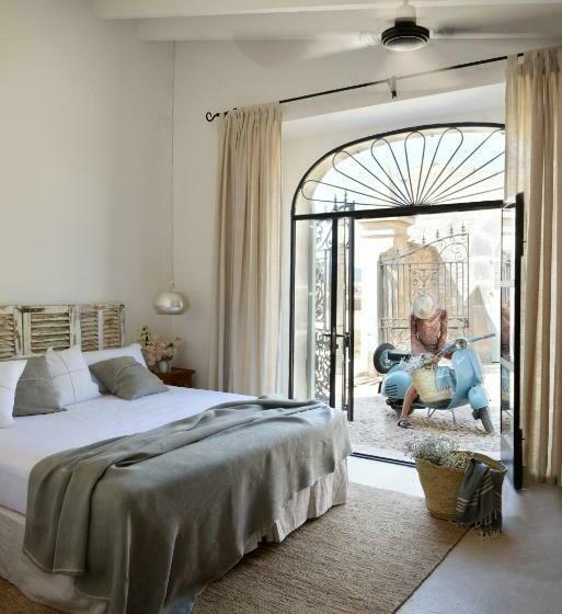 سوئیت 2 خوابه, Cal Reiet Holistic Retreat