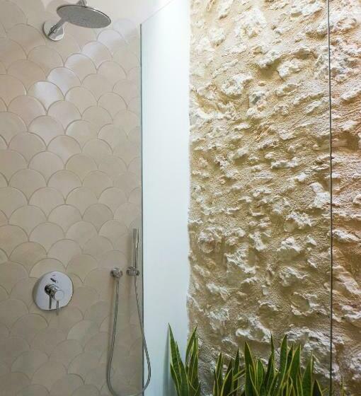 سوئیت 2 خوابه, Cal Reiet Holistic Retreat