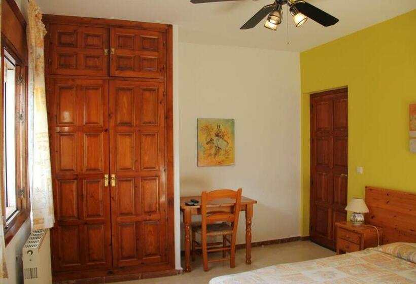 חדר סטנדרט, California