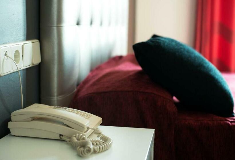 חדר סטנדרט יחיד, Cim Valles