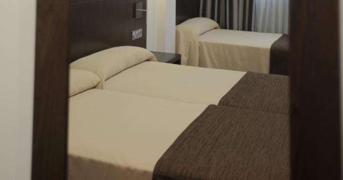 اتاق استاندارد سه نفره, Complejo Leo 24h